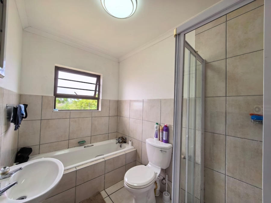 3 Bedroom Property for Sale in Beacon Bay North Eastern Cape
